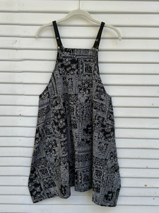 Pinnie, Black Bandana Cotton, Small Batch